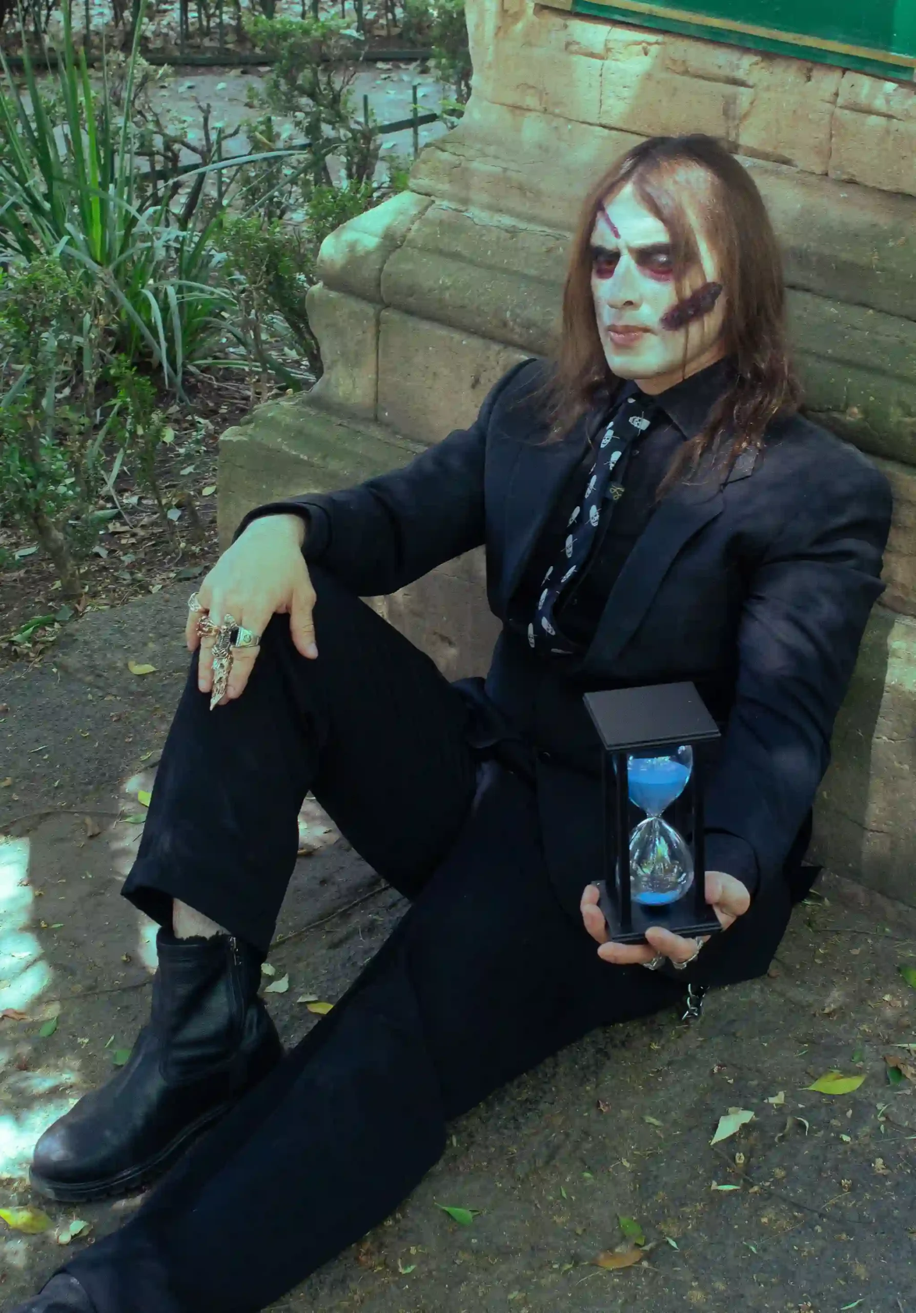 goth fashion for men
