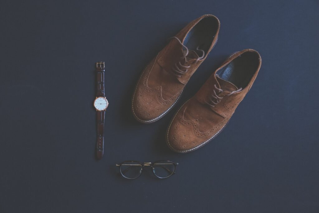Grunge Fashion Men: Beginners' Style Guide (2026) grunge fashion men accessories